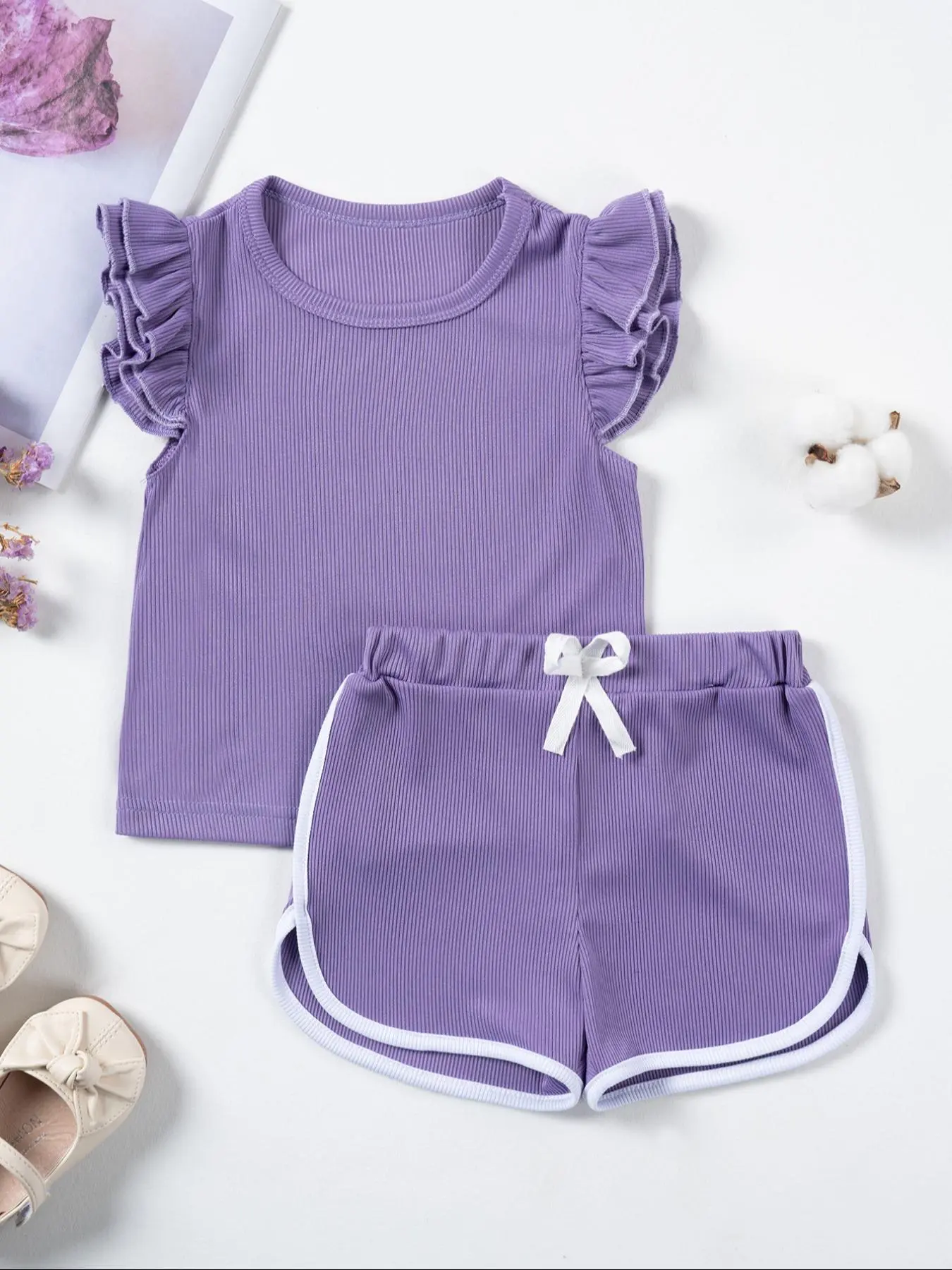 Two-Piece Set Toddler Girl's Cute Solid Ruffle Trim Tee & Shorts, Casual Round Neck Short Sleeve T-shirt & Shorts Outfit for Summer, Kids Clothes for Daily Wear, Gifts