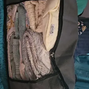 review image 0