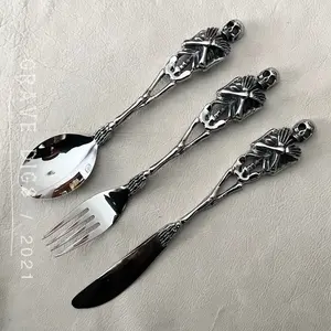 Skeleton Flatware Set | 1 Spoon + 1 Fork + 1 Knife Kitchen Tableware | Gothic Halloween Silverware