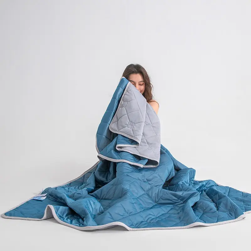 Summer Lightweight Cooling Blanket, Soft Breathable Skin-Friendly Material, Machine Washable Throw for Hot Sleepers, Multiple Sizes and Colors Available, Bedding Blanket, Summer Cooling Blankets