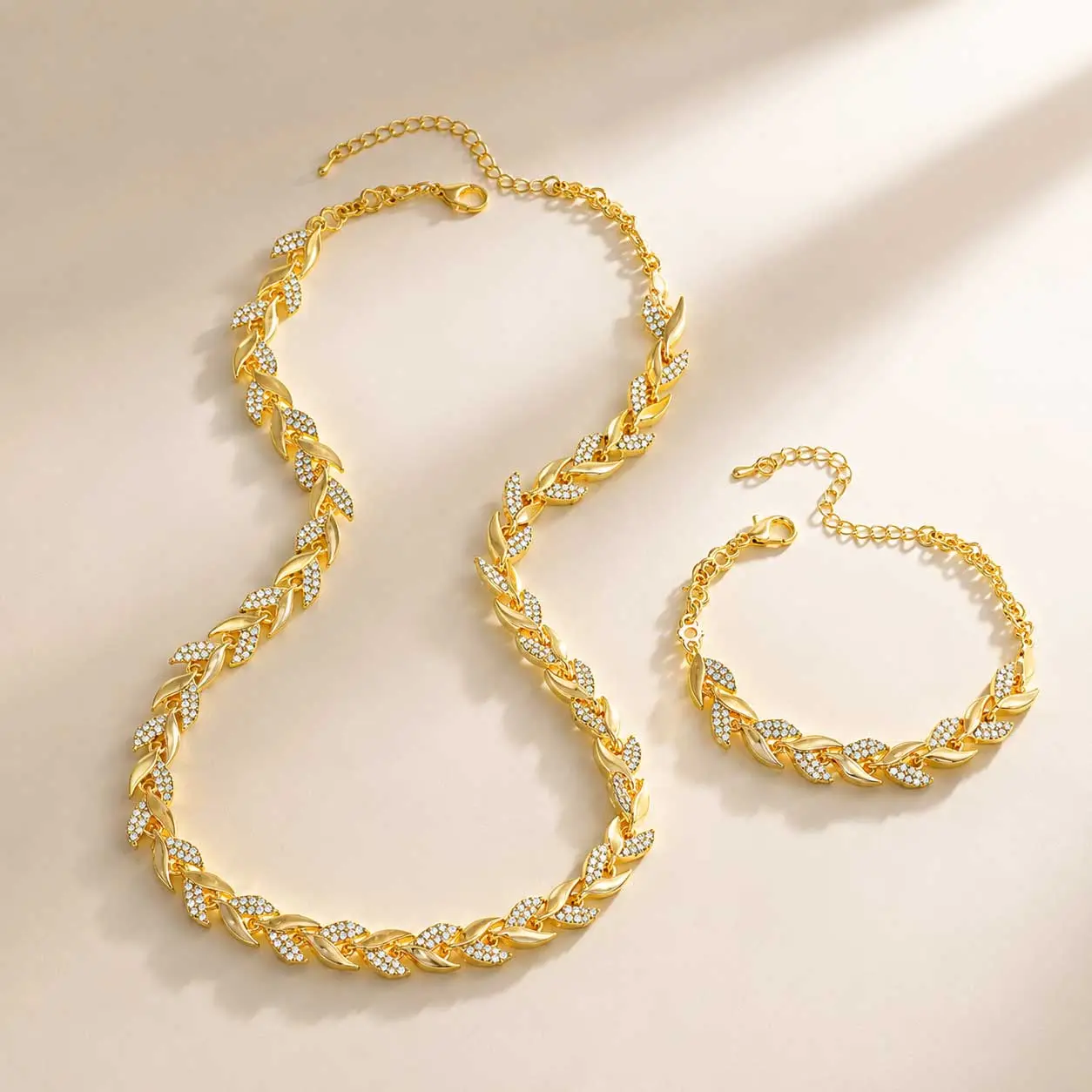1 Bracelet and 1 Necklace / 1 Bracelet and 1 Pair of Earrings, Light Luxury Elegant Design with Glass Rhinestone Mermaid Fashionable Jewelry Set for Women, Suitable for Autumn and Winter Banquets and Daily Wear, Trendy Jewelry Set
