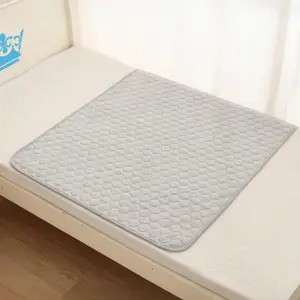 Reusable Leak-Proof Menstrual Pad, Waterproof Washable Protective Easy To Clean Mattress Pad, Mattress Protector, Hygiene, Suitable For Women During Menstruation, Incontinence, Bedwetting, Adults And Elderly