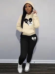 Women's Heart Print Pocket Hoodie  & Drawstring Waist Sweatpants Set, Casual Long Sleeve Hooded Pullover & Jogger Pants, Women's Fall & Winter Clothes, Casual Lounge Set