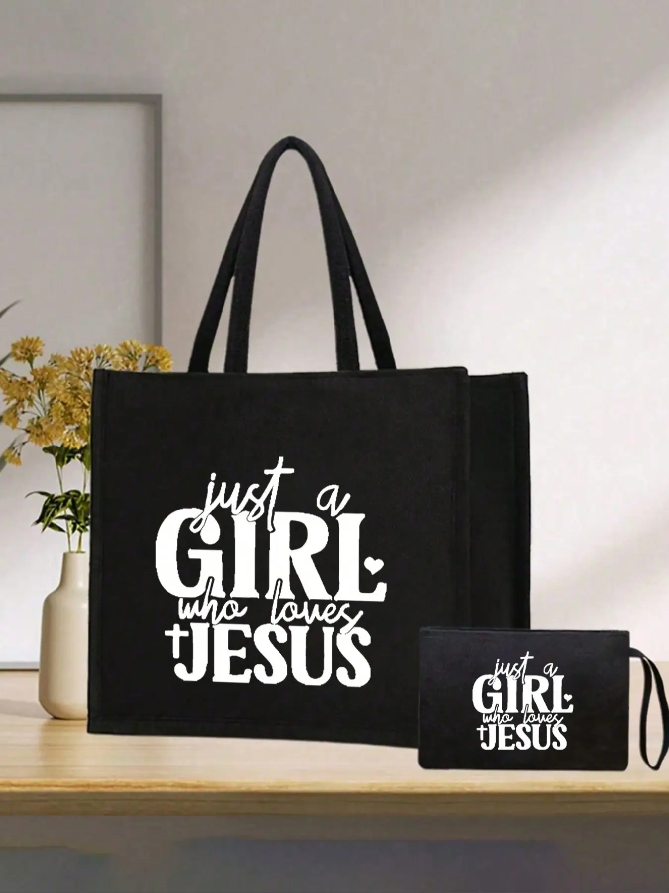 Lightweight tote bag, Storage tote, Everyday tote, Casual commuter bag with matching cosmetic bag, made of waterproof, easy-to-clean fabric, featuring multiple pockets, suitable for shopping, travel, Women's large-capacity tote, ideal for holiday gifts