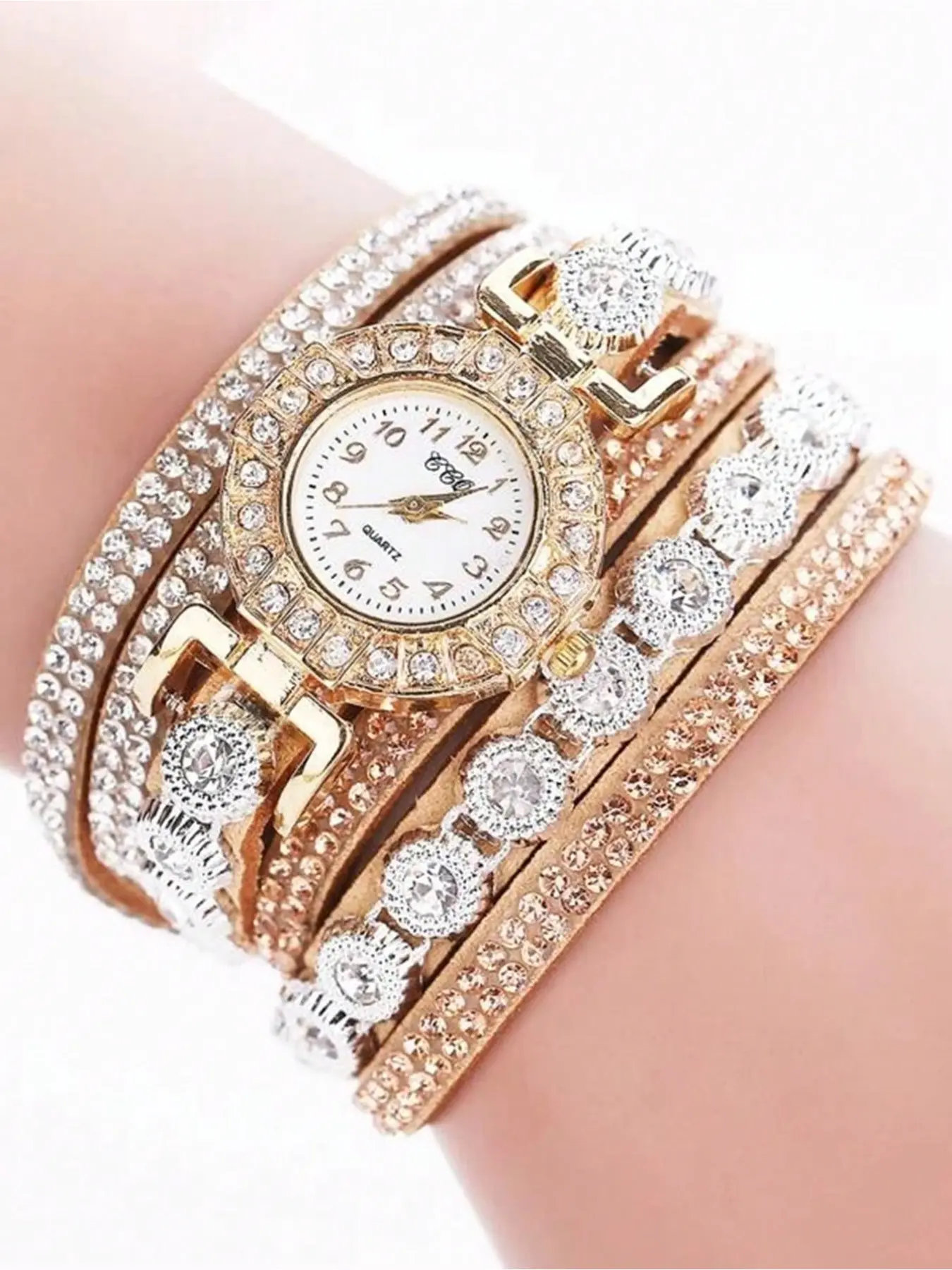 A rhinestone-decorated quartz analog watch, suitable for everyday wear, Fashionable Wristwatch, Rhinestone Watches, Fashion Wristwatches