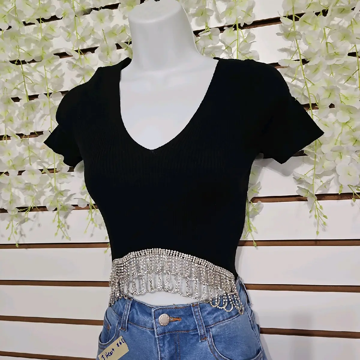 Vianey V Top - Black V-Neck Top with Short Sleeves for Women's Womenswear - Shirts