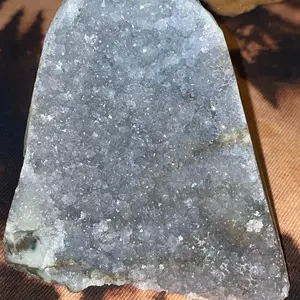 Mini Amethyst geode - Natural Crystals