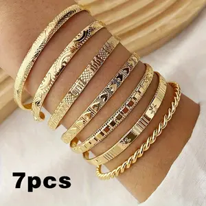 7pcs Boho Stackable Bracelet Collection For Women – Adjustable Iron Cuff Bracelets | Minimalist Twisted Star Design With Carved Details, Perfect For Personal Use & Gifting, Great For Self-Use And Gifting