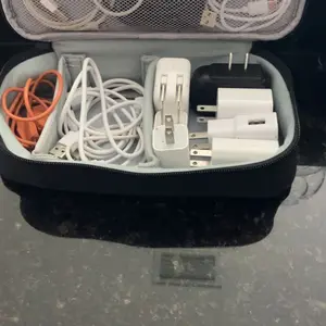 Large Capacity Data Cable Storage Bag, 1 Count Waterproof Travel Bag Organizer Electronic Device Storage Bag, Shockproof Portable Storage Bag with Compartment