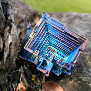 Artisan groan bismith crystal stalagtite