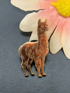 Cute Brown Alpaca Enamel Pin, Realistic Llama Animal Brooch Alloy Lapel Badge for Backpack Jacket