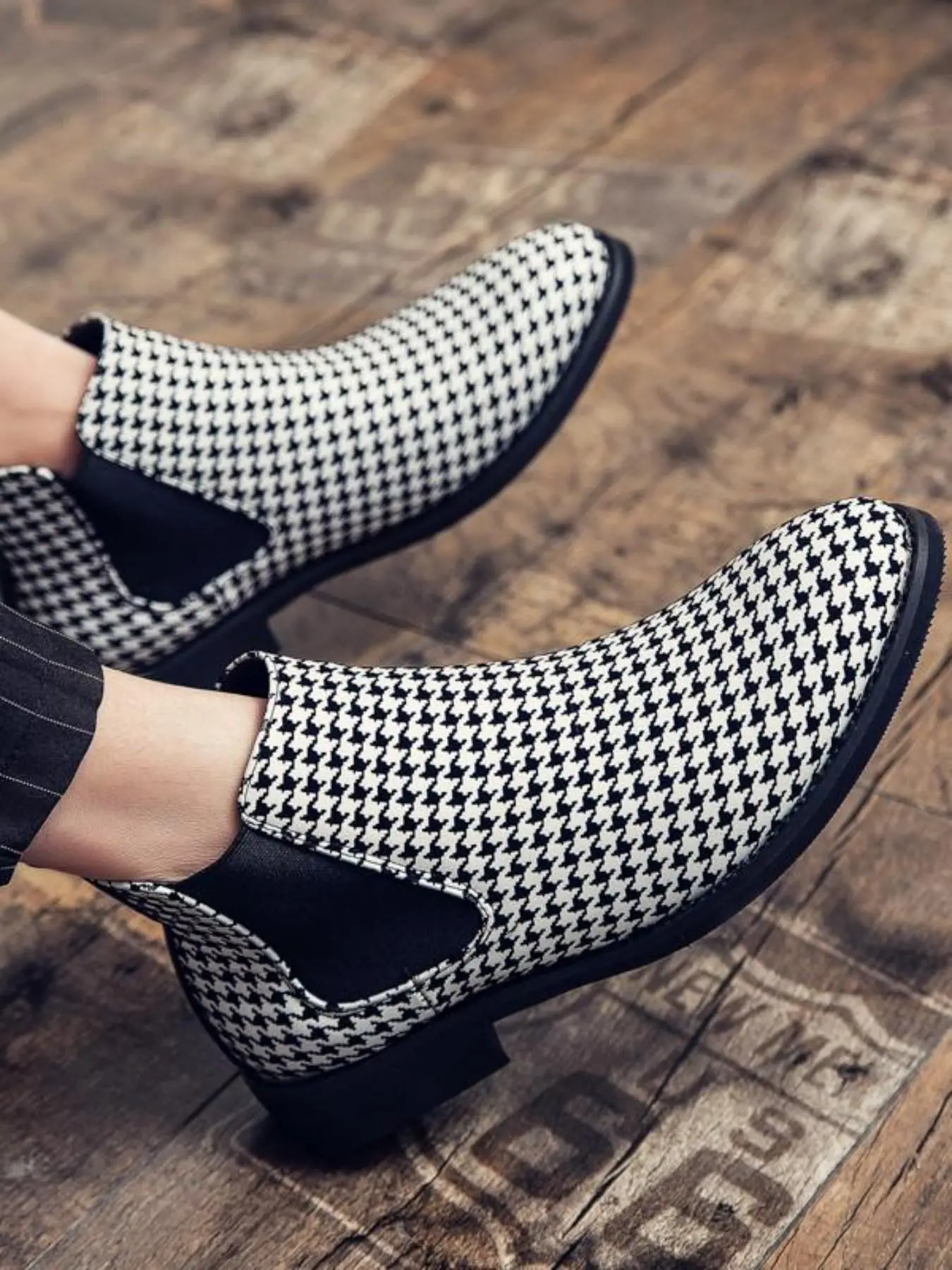Men's Houndstooth Pattern Slip on Chelsea Boots, Casual Comfortable Fashion Boots for Daily Wear, Lightweight Fashionable Shoes for Fall & Winter