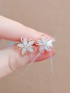 Elegant Rose Gold Cubic Zirconia Flower Earrings, Vintage Style Stainless Steel Studs, Perfect Gift Jewelry for Women, Dainty Fashion Jewelry