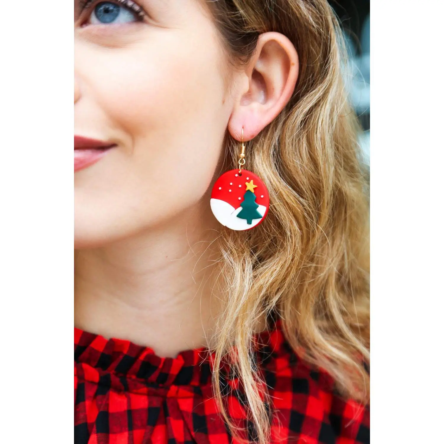 Red Christmas Tree Snow Round Clay Earrings