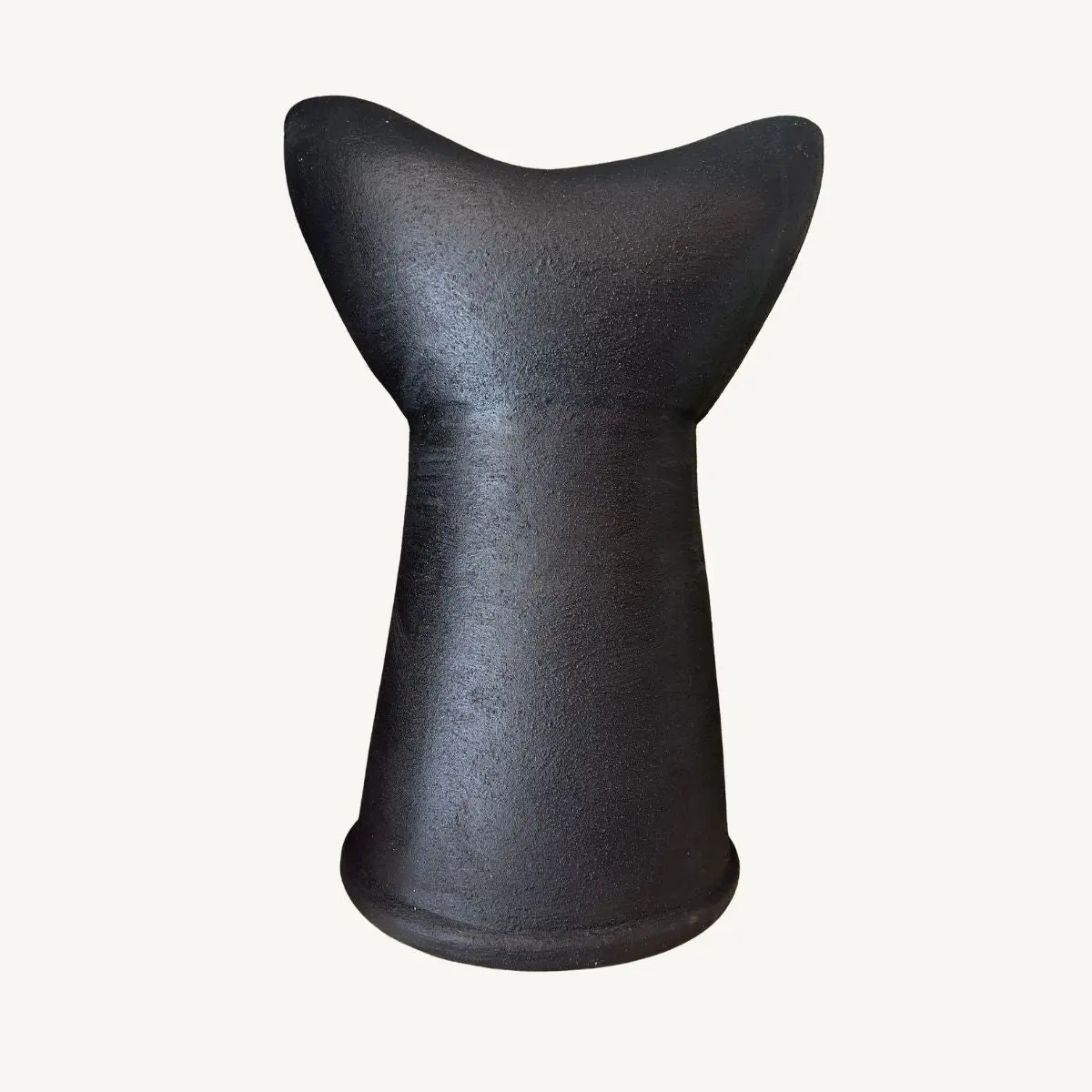 Heya | Handmade Moroccan terracotta sculptural minimalist vase