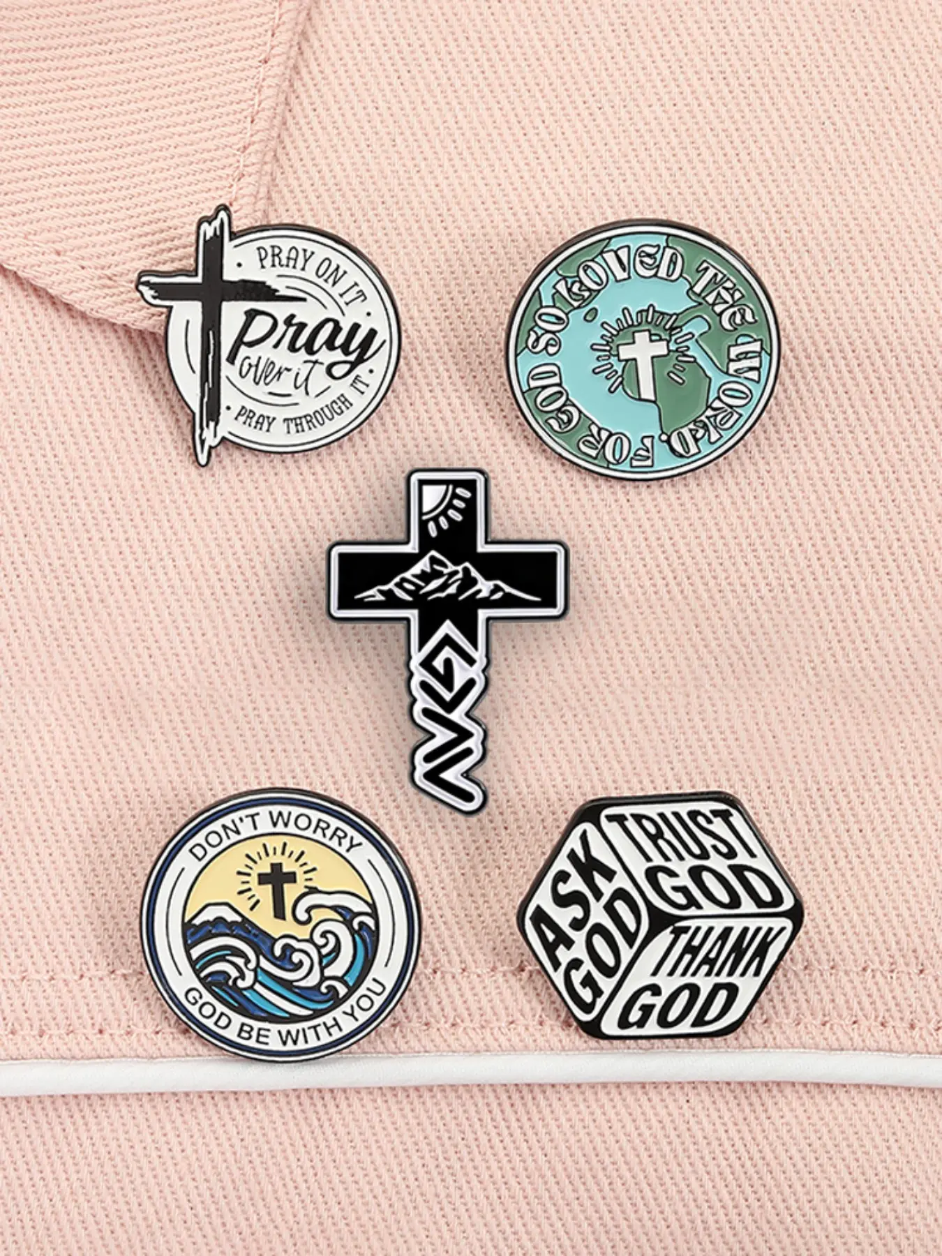 5pcs/set God Be With You Enamel Pins Ask God Tell God Thank God Christian Jesus Religious Quotes Metal Brooches Lapel Backpack Badge Fashion Jewelry Accessories Gifts for Friends