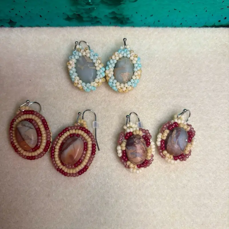Marbled Oval Textured Handmade Beaded Earrings - Native American Beaded Jewelry