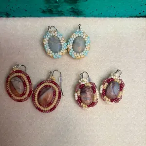 Marbled Oval Textured Handmade Beaded Earrings - Native American Beaded Jewelry