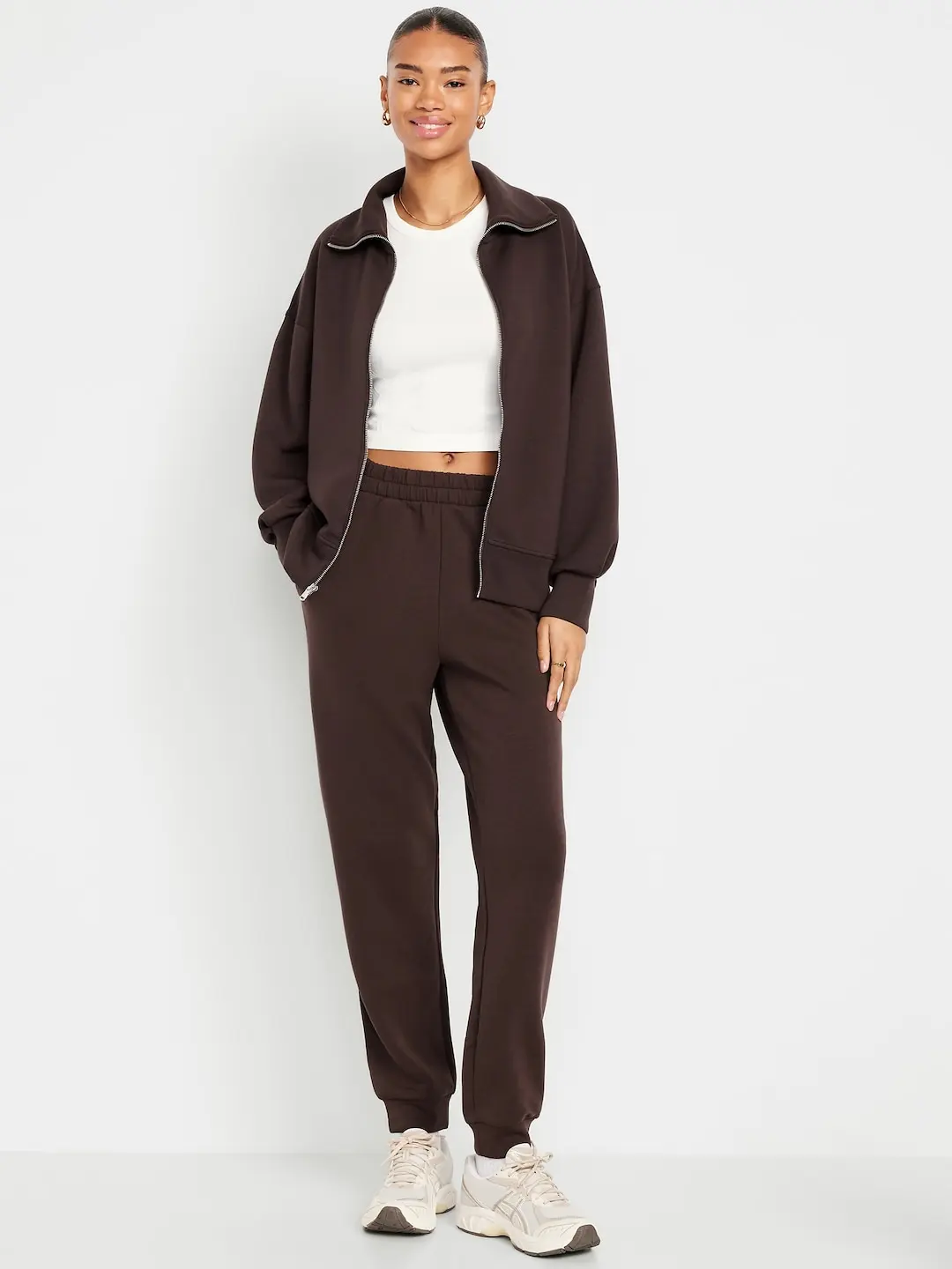 Old Navy Women's High-Waisted Bounce Fleece Jogger Sweatpants Old Navy Women's High-Waisted Bounce Fleece Jogger Sweatpants
