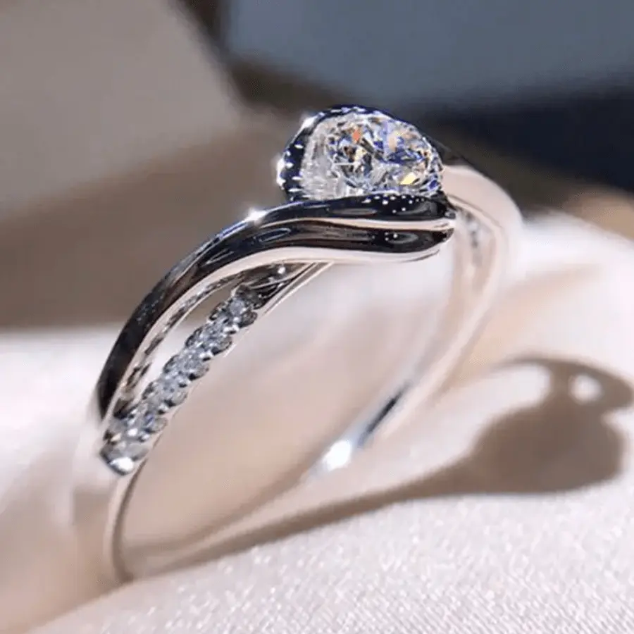 925 Silver-Plated Fantasy Couple Promise Ring - Elegant Solitaire Zirconia, Silk-Like Setting, Bride’s Engagement Costume Jewelry, Ideal Christmas Gift for Lovers