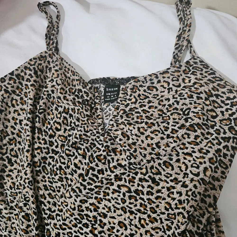 SHEIN Women's Leopard Print Cami Top