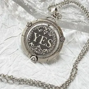 Necklace Flip Coin Pendant Stainless Steel Decision Maker Help You Decide Decompression Jewelry Daily Wear Gift For Men Women Creative Retro Stress Relief Jewelry