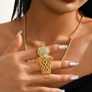 Fashionable Retro Style Basketball Enthusiast Synthetic Zircon Basketball and Basket Pendant Necklace, Hip-hop Rock, Graduation Gift, Holiday Gift, Carnival, Halloween, Birthday Gift Accessories Gold Statement Chain