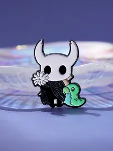 Hollow Knight Anime Game Character Enamel Pin Badge, Cute Cartoon Funny Brooch Decoration Gift, Suitable for Backpacks, Small Gifts for Family Friends, Compact Size