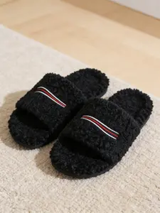 Four seasons plush slippers, suitable for both men and women – warm and soft indoor / outdoor home slippers