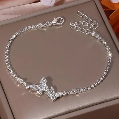 Elegant Women Butterfly Bracelet Luxury Full Rhinestone Chain Bracelet Blingbling Silvery Sparkling Butterfly Rhinestone Bracelet Wedding Party Bracelet Jewelry Gift