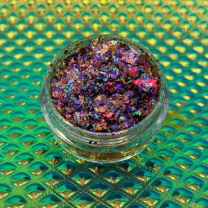 PENDRAGON DRAGON SCALE CHAMELEON FLAKES