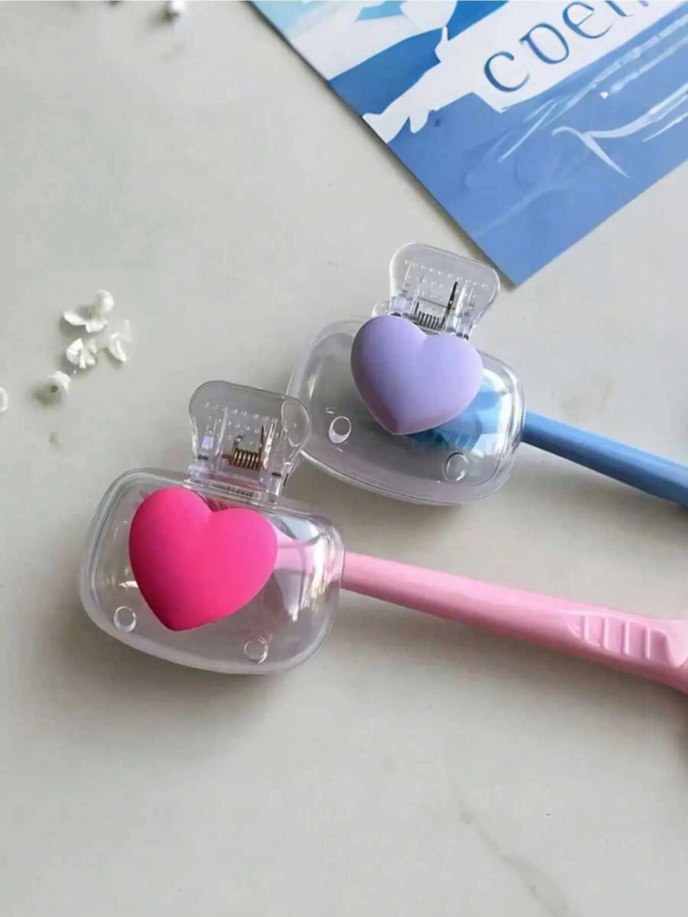 Cute Heart-Shaped Toothbrush Cover - Transparent Toothbrush Protector With Pink And Purple Heart Pattern, Travel Toothbrush Cover, Portable Hygienic Toothbrush Cap, Suitable For Travel, Home And Daily Use, Fashionable Heart-Themed Dental Accessory,
