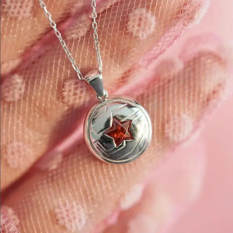 Winter Soldier Barnes Silver-Plated Star Superhero Necklace, 450mm+50mm Length, 18mm×18mm Star, Casual Female Collectibles, Fashion Geek Party Jewelry Accessory Gift, Jewelry Accessories