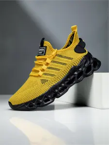 Men's Casual Sports Shoes Breathable Mesh Lightweight Knit Running Shoes Trendy Running Shoes Outdoor Fashion Sneakers