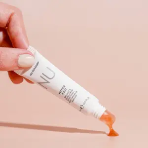 Nu Colour Peptide Pout Lip Plumper Lipgloss Gloss Moisturize