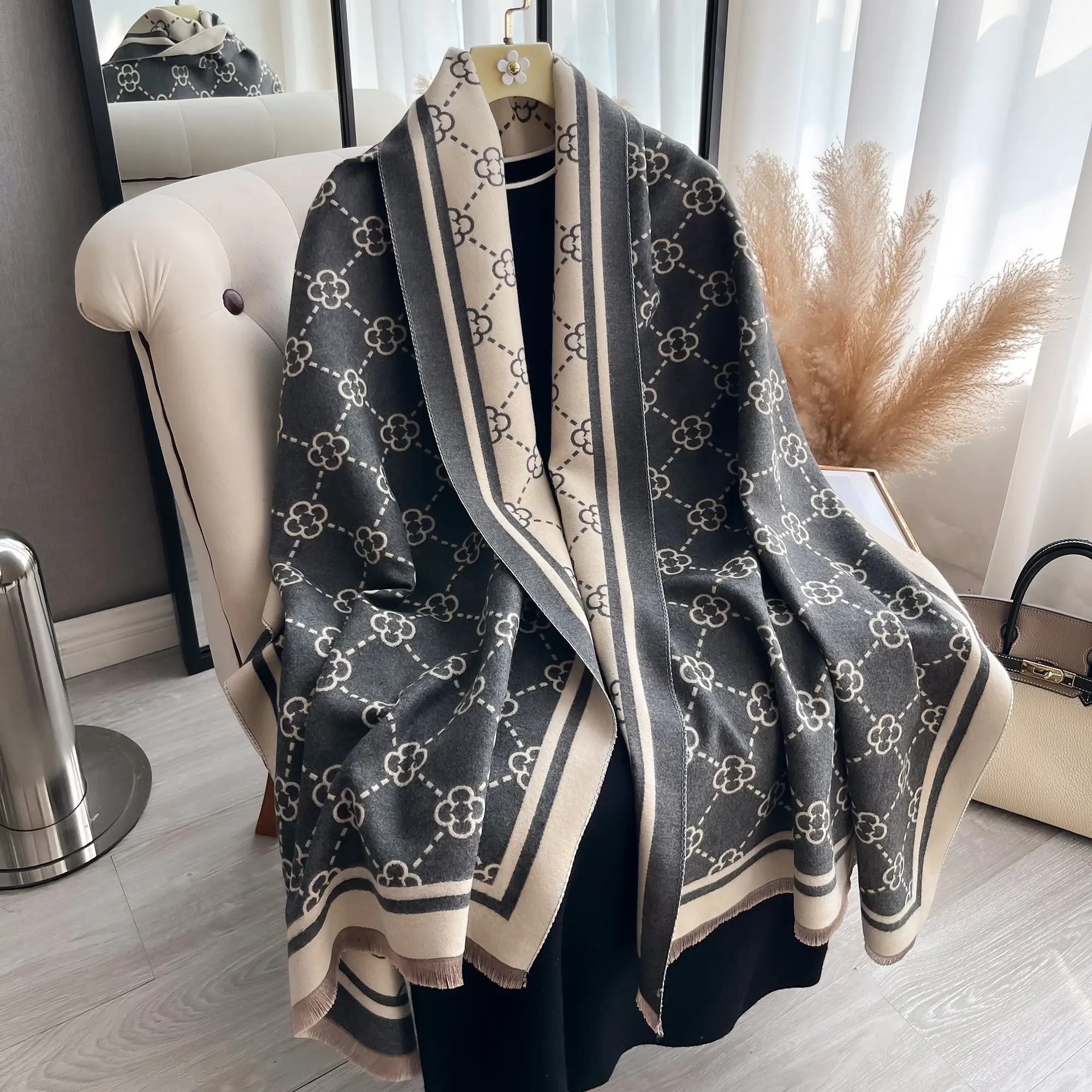 Women's Elegant Luxury Print Cashmere-Like Scarf - Oversized Reversible Shawl Wrap, Soft Warm Blanket Scarf for Fall Winter, Scarf Style