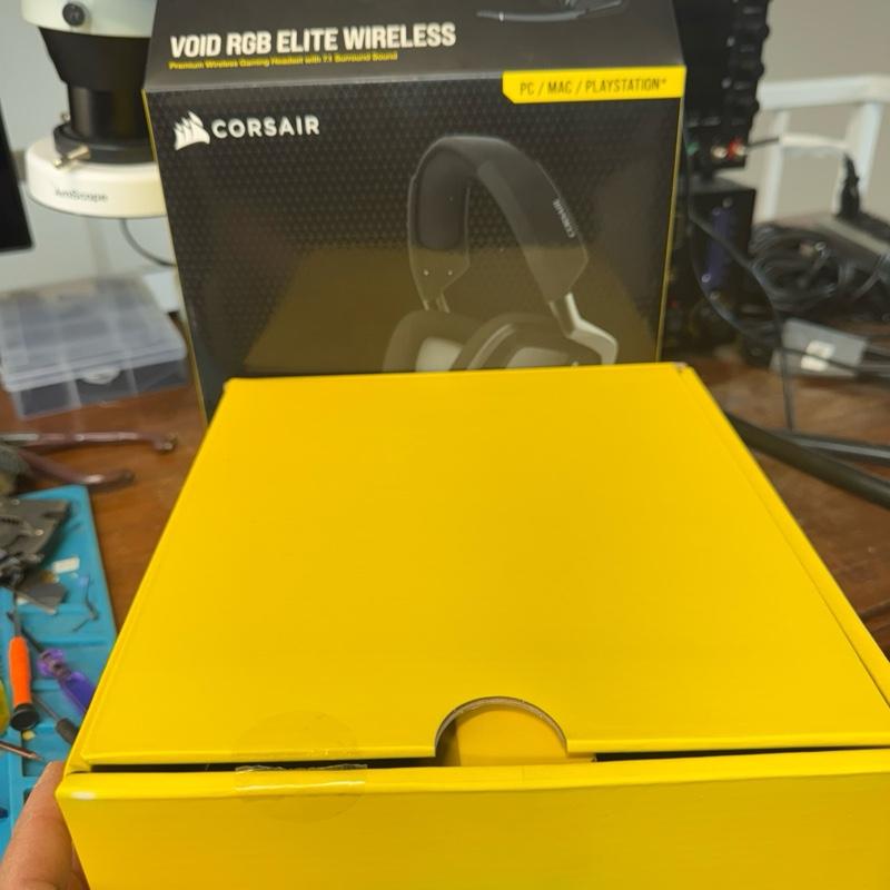 Corsair Void RGB Elite Wireless PC/Mac/PlayStation 3 Wireless Headset