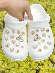 26 Piece Crocodile Shoe Accessories Set, Decor, Pearl Flower, Bow, Star, Rabbit, Heart, Easy Install Detachable DIY, Perfect Gift for Parties, Shoe Decoration