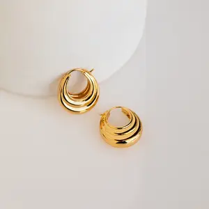 Katrina Ribbed Hoops by Caitlyn Minimalist - Chunky Ribbed Hoops by Caitlyn Minimalist - Statement Oval Hoop Earrings in Gold & Silver - Perfect Gift for Her