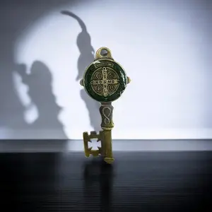 Keys For San Benito Green - Original Keyring Design with Secure Fastening