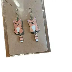 Seller Live Cat dangle earrings