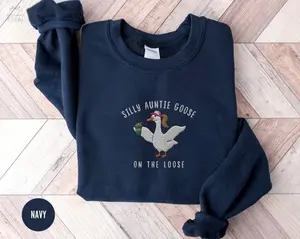 Silly Goose Embroidered Auntie Sweatshirt, Cool Aunts Club Crewneck,Funny Goose Lover Shirt Gift for Aunt,New Pregnancy Announcement Sweater