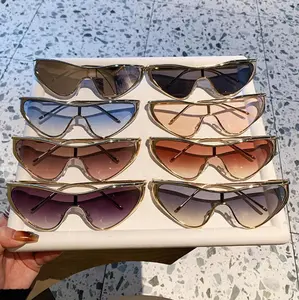 Fashion Metal Oversized Sunglasses for Women, Large Frame Sun Protection Eyewear, Stylish Outdoor Shades for Daily and Travel Use