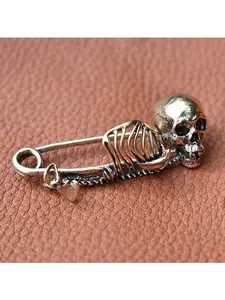 Halloween Punk Gothic Vintage Skull Brooch - Dark Style Waist Cincher Pin for Clothes