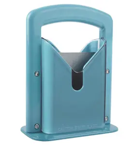 Easily slice perfect bagels every time with our stainless steel bagel cutter. No more uneven cuts or squished bagels—just smooth, precise slices that make breakfast a breeze. (Lake Blue)