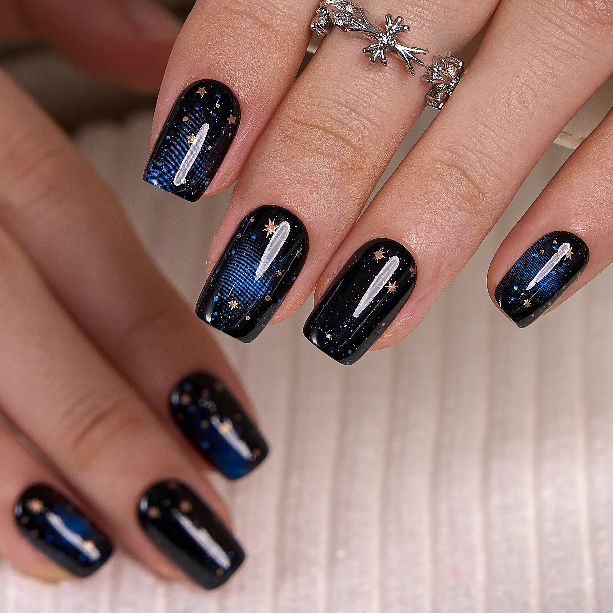 Tranquil Starry Sky Glitter Press On Nails | CurvLife Nail | 24pcs Medium Oval Fake Nails | Glossy Finish with Cosmic Sparkles | Easy to Apply, Comfortable & Long-Lasting | Ideal for Daily Wear, Star-Themed Parties, Evening Dinners & Mystical Events