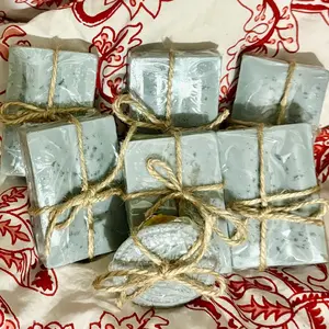 Handmade Organic Lavender & Vanilla Goats Milk Soap - Body Care, Comfort, Natural Ingredients