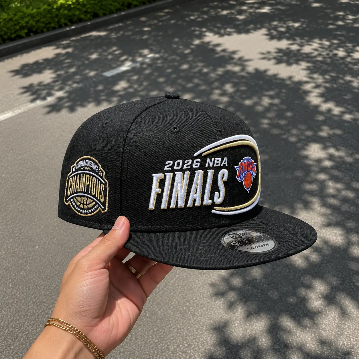New Era New York Knicks 2026 Eastern Conference Champions 9FIFTY Locker Room Snapback Hat – Official NBA Limited Edition Championship Cap