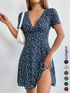 Women's Ditsy Floral Print V Neck Wrap A Line Dress, Boho Fashion Short Sleeve Short Dress for Daily Holiday Vacation Wear, Frenchy Style Ladies Dress for Summer
