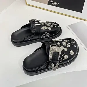 [Metallic Charm Mules] Black PU Cover Stylish Women's Slip-On Mules - Thick Sole, Round Toe, All-Season Comfort, Metallic Charms Casual Roman Beach Sandals（gift）
